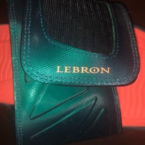 Nike Air Lebron James Slide Elite 2 Dark Atomic